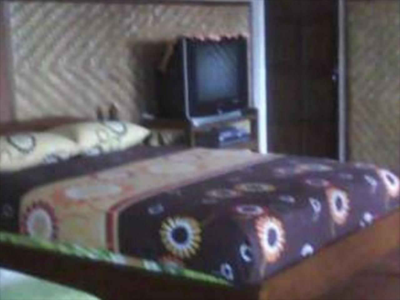 Hotel Tara Bar & Resto Air Sanih