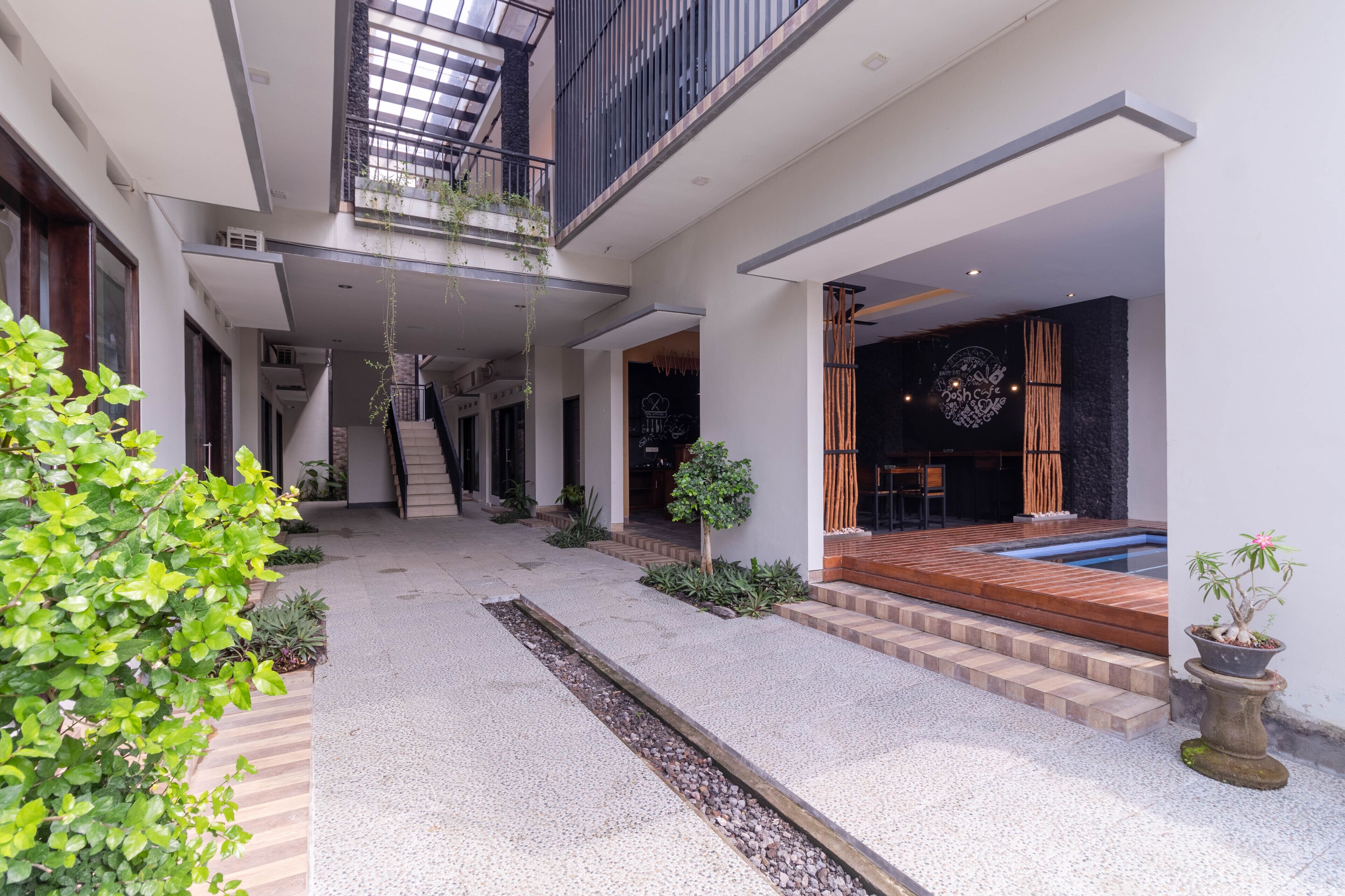 Josh Guest House
