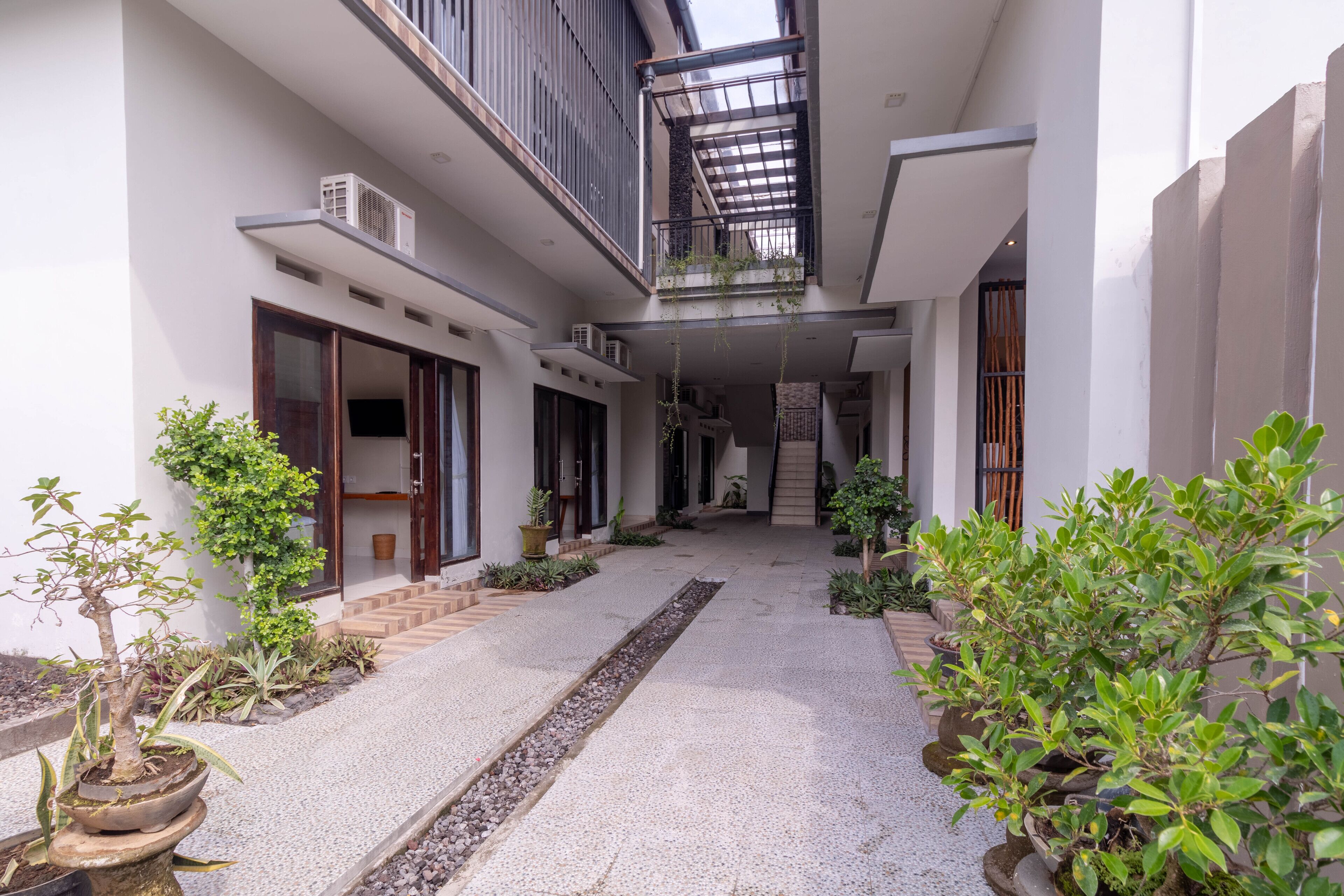 Josh Guest House