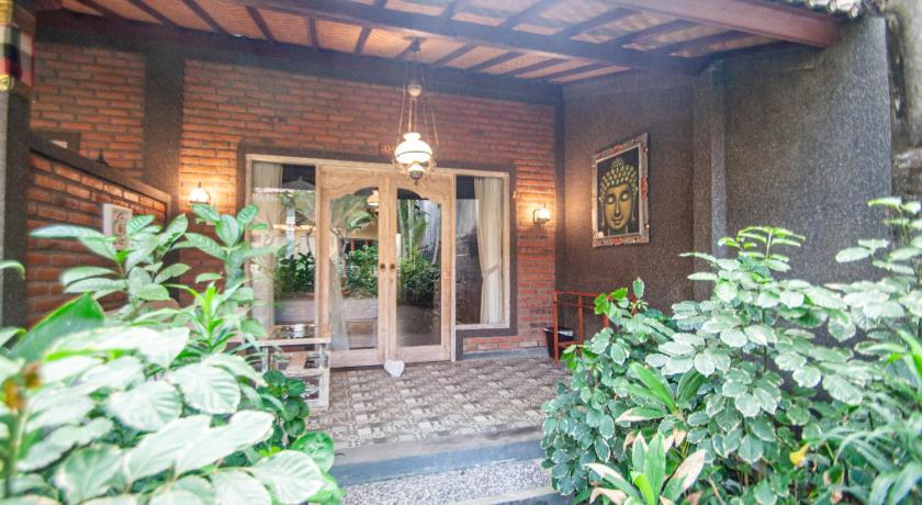 Kubuku Eco Dive Lodge & Yoga