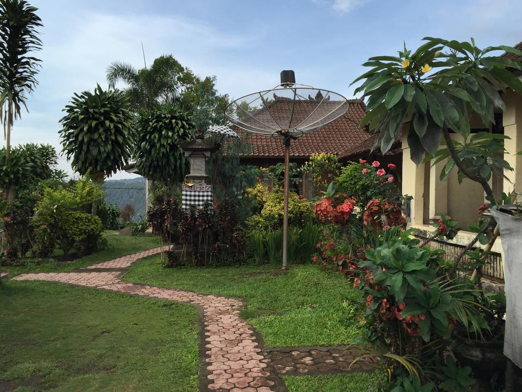 Meme Surung Hotel