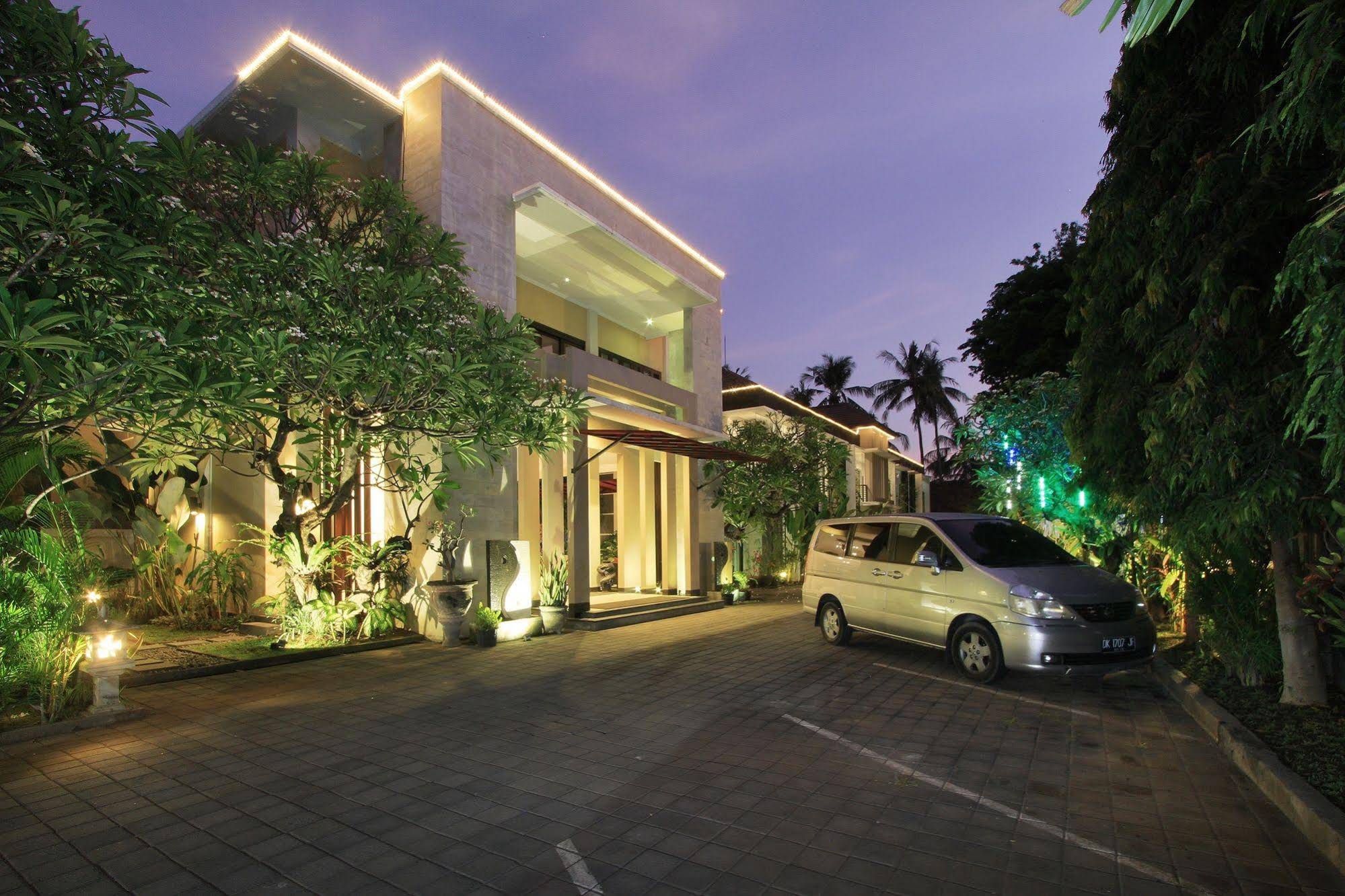Padmasari Resort Lovina