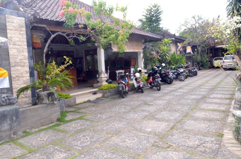 Suma Hotel Kalibukbuk