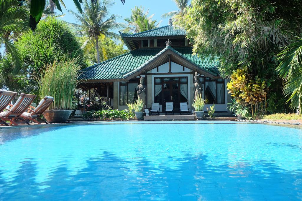 Villa Boreh Beach