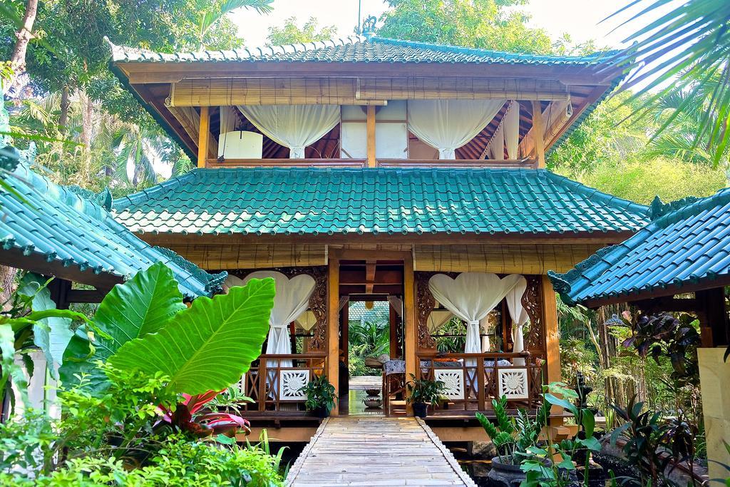 Villa Boreh Beach