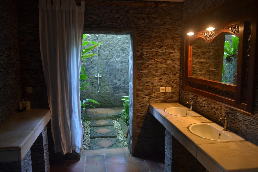 Villa Boreh Beach