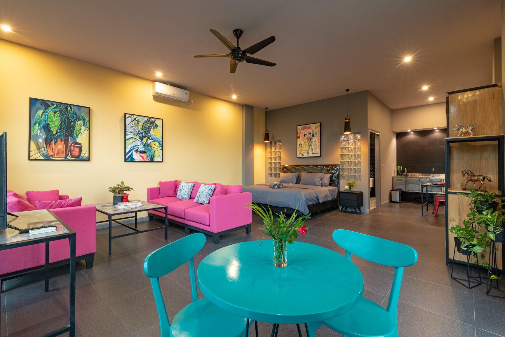 Hillside Lovina Studio