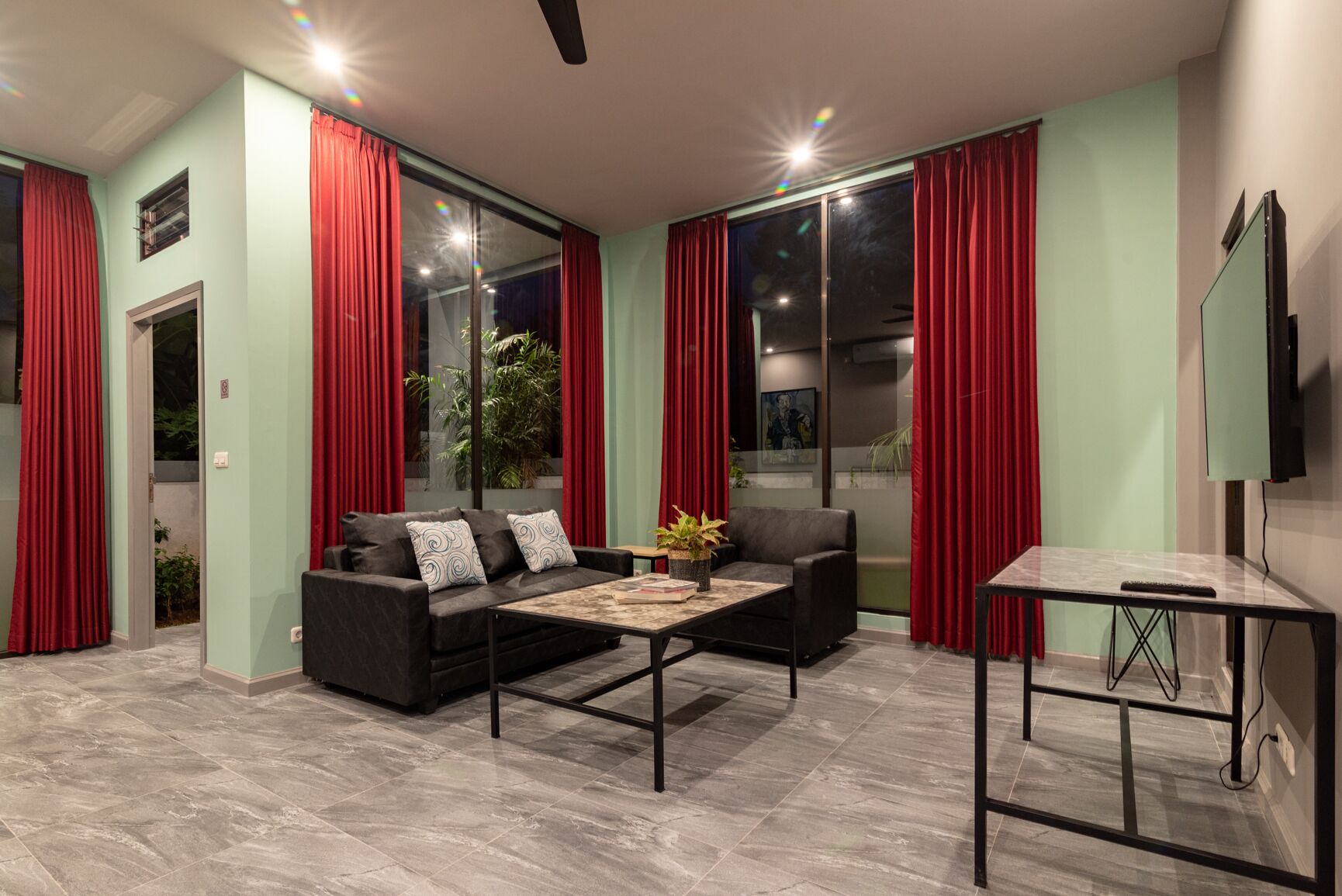 Hillside Lovina Studio