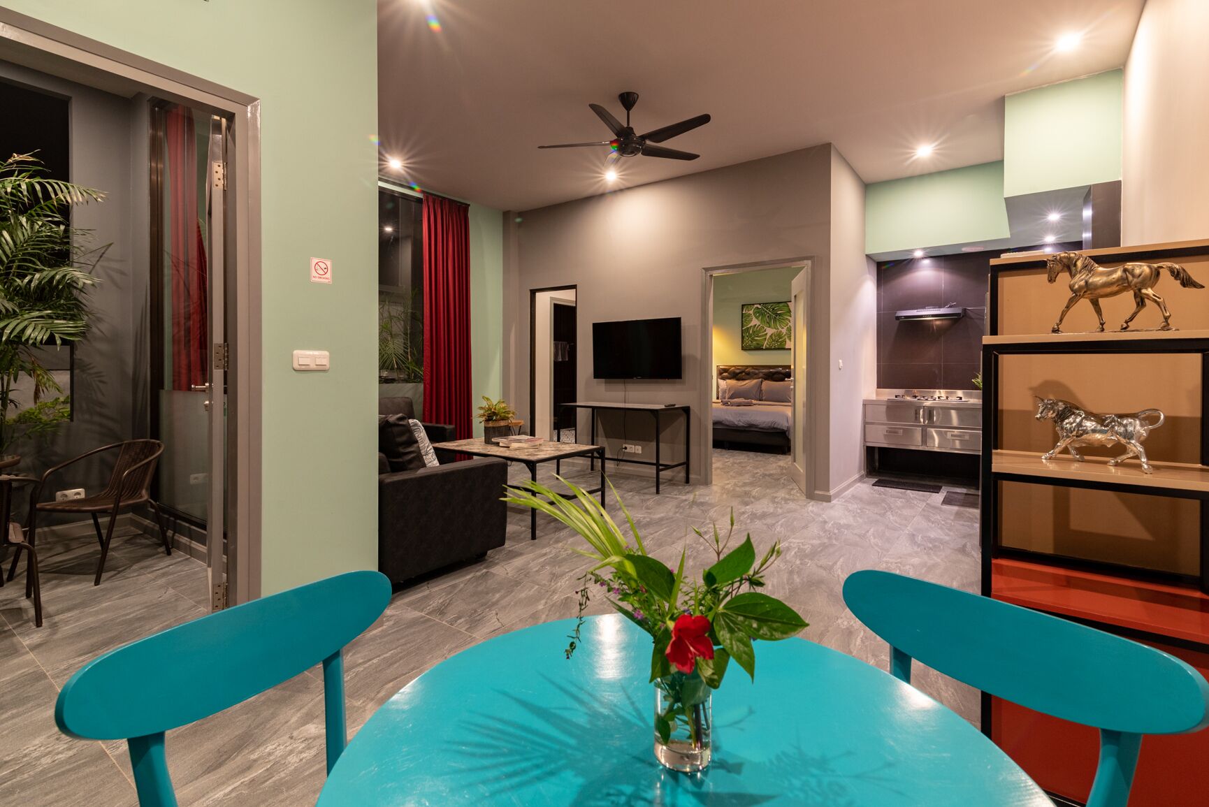 Hillside Lovina Studio