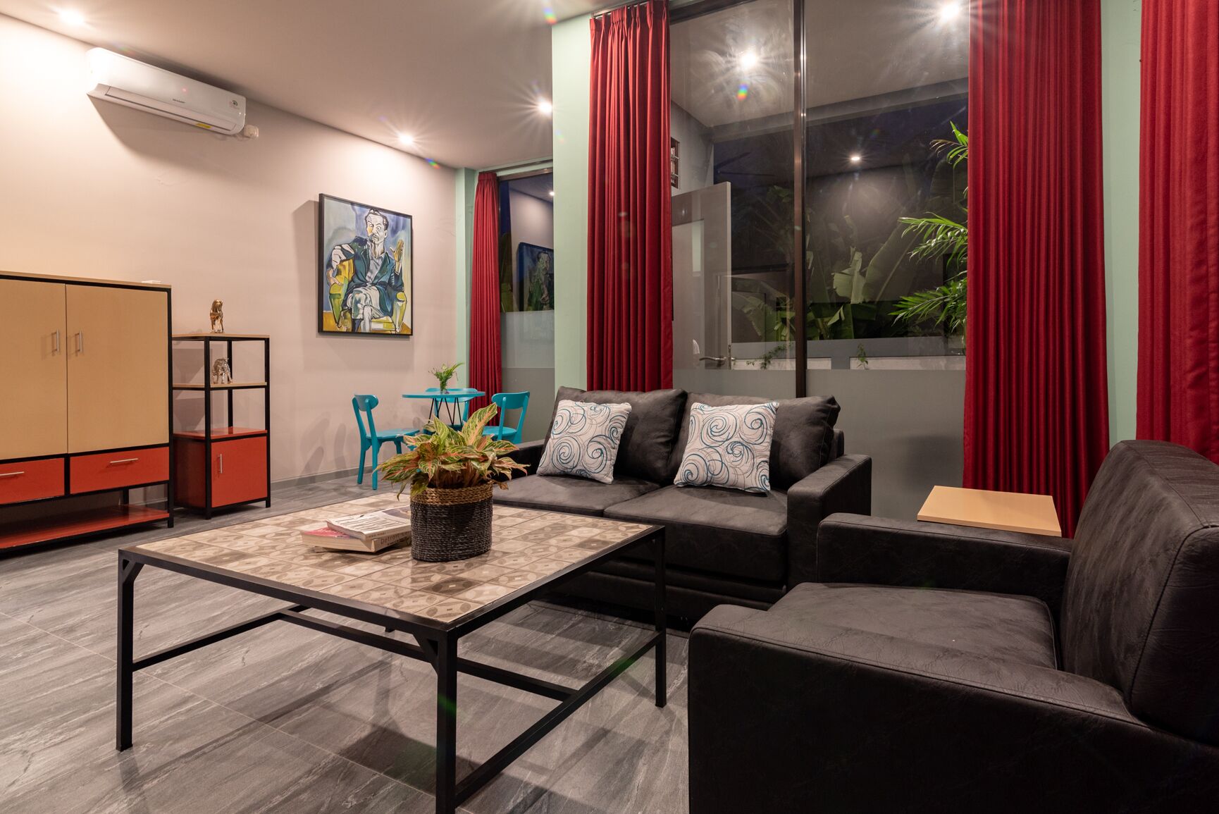 Hillside Lovina Studio