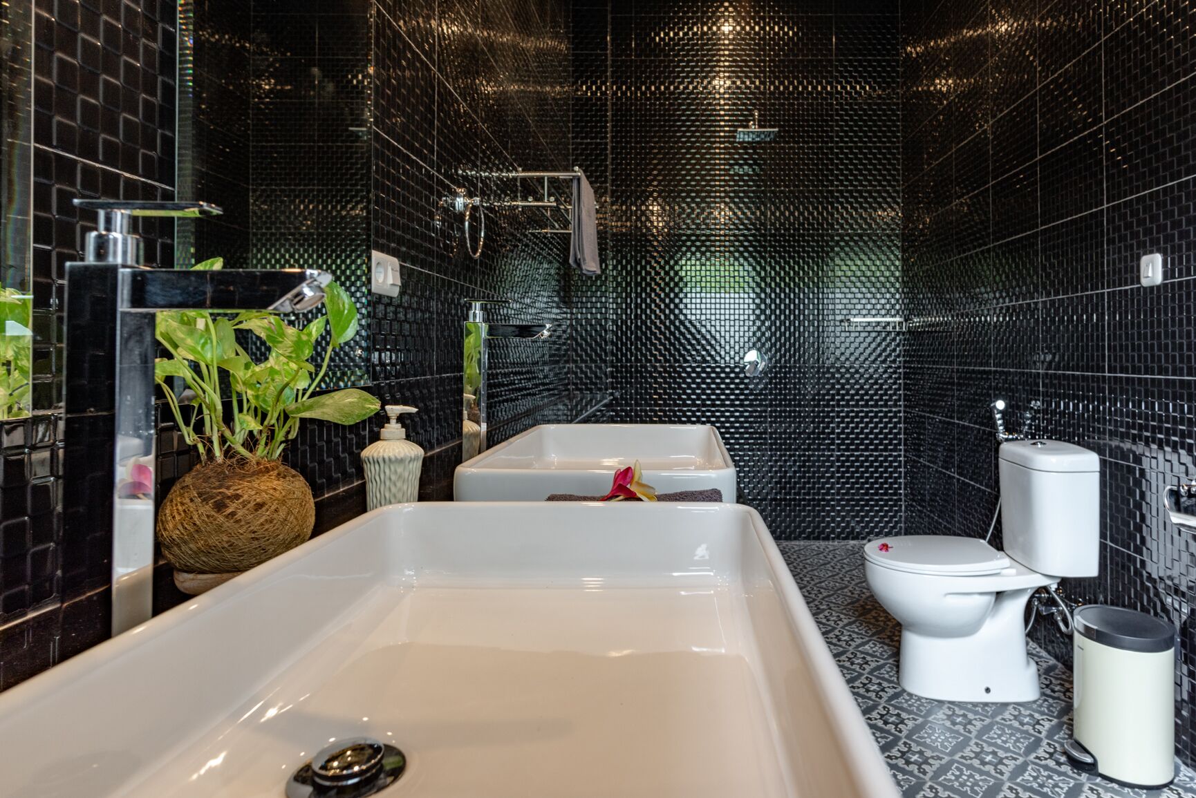 Hillside Lovina Studio