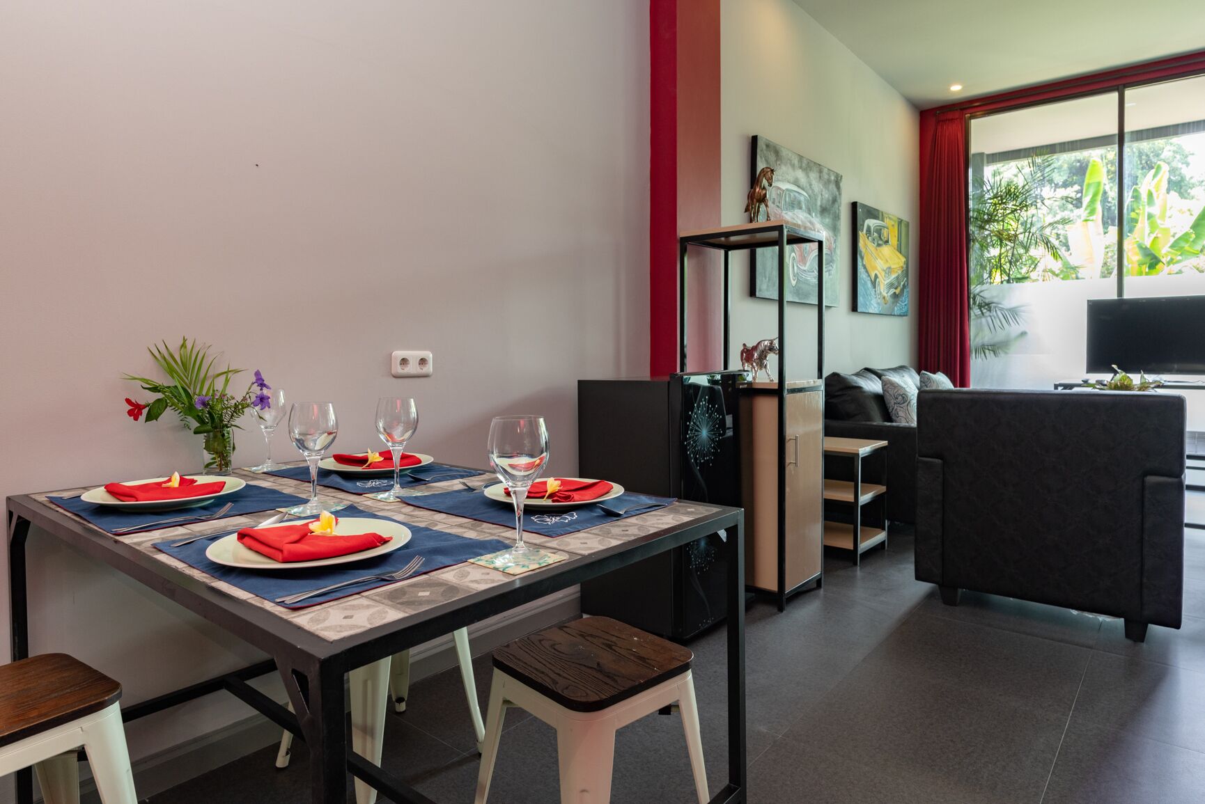 Hillside Lovina Studio