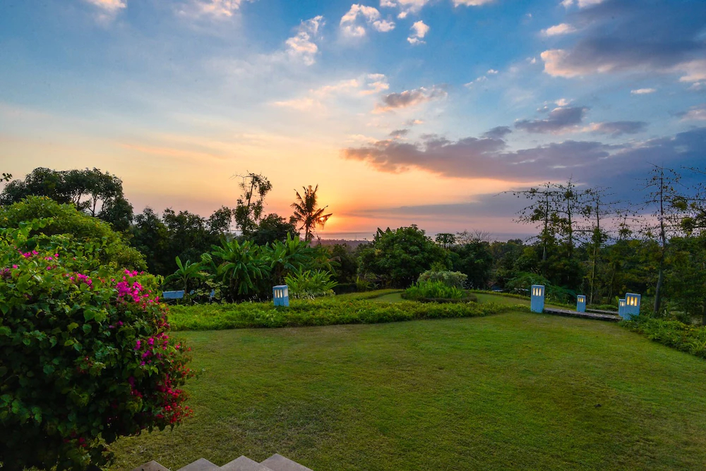 Lovina Residence