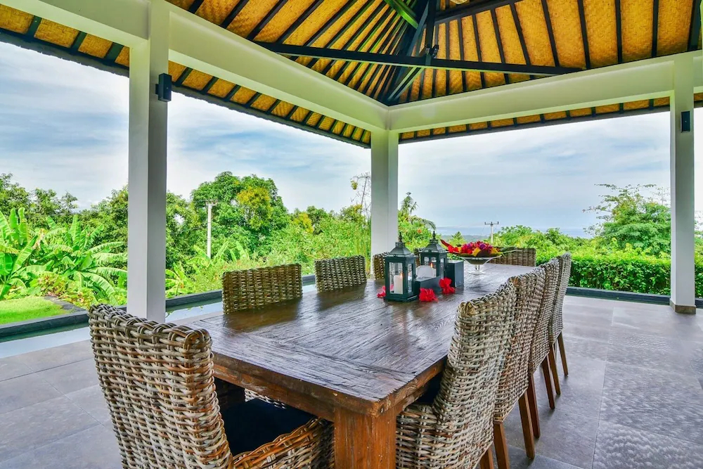 Lovina Residence