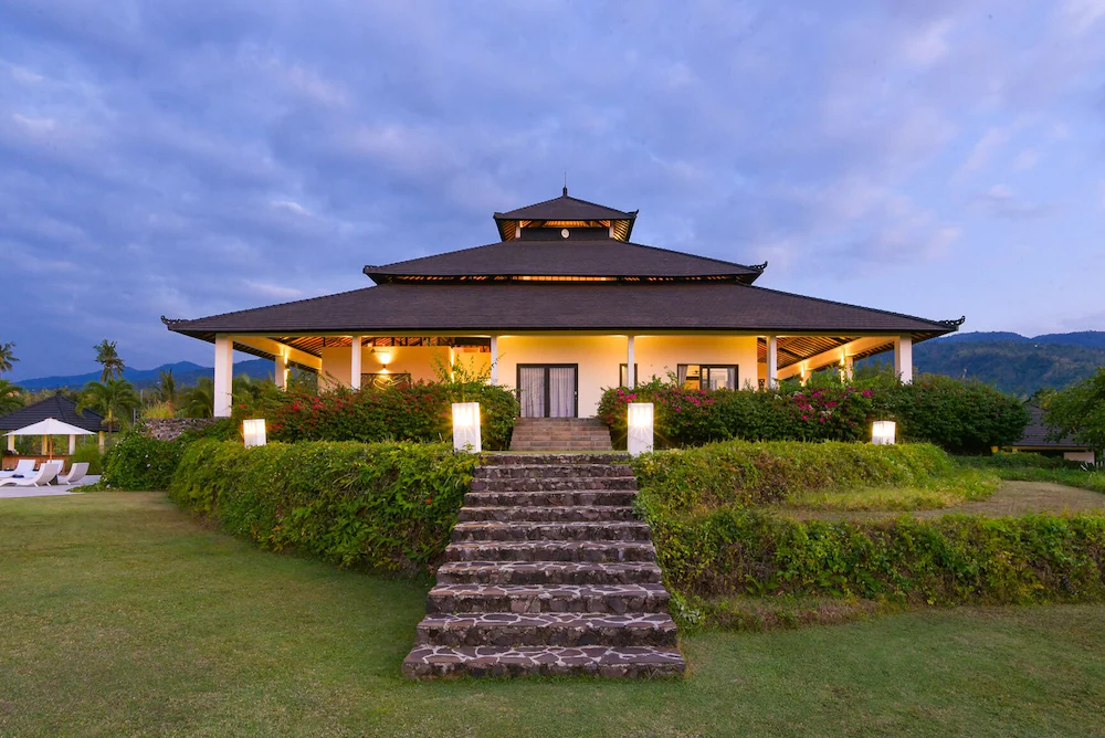 Lovina Residence