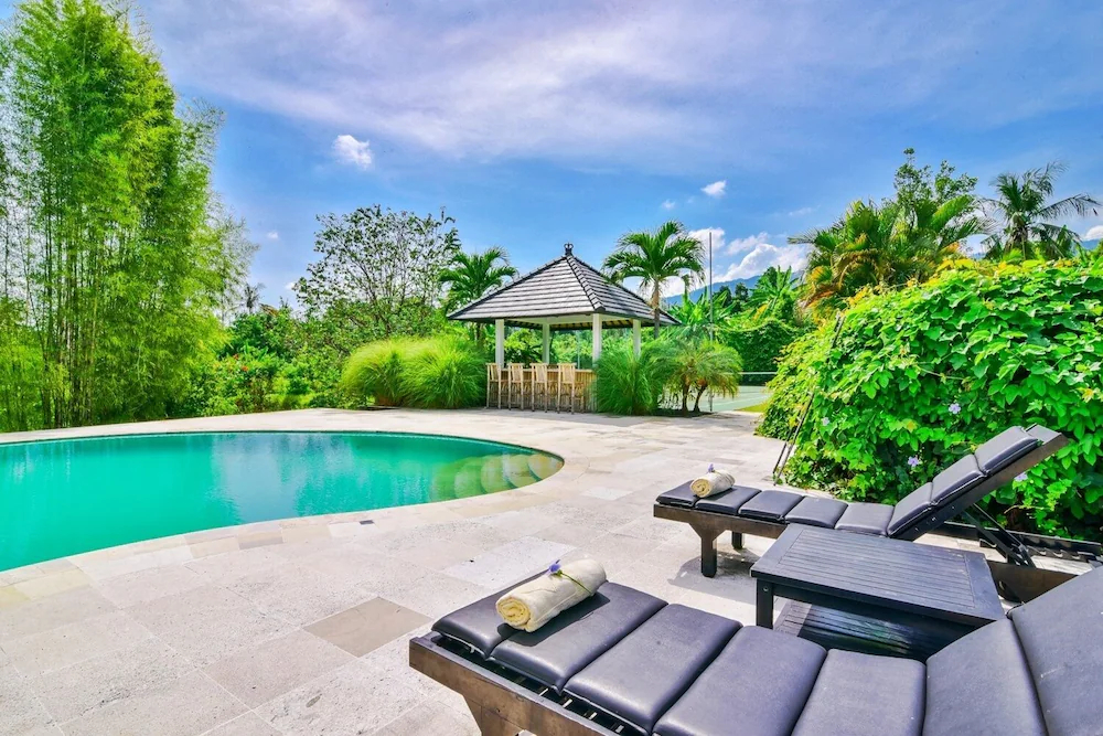 Lovina Residence