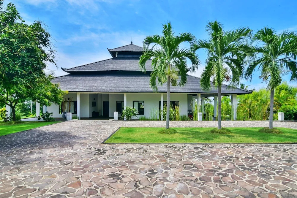Lovina Residence