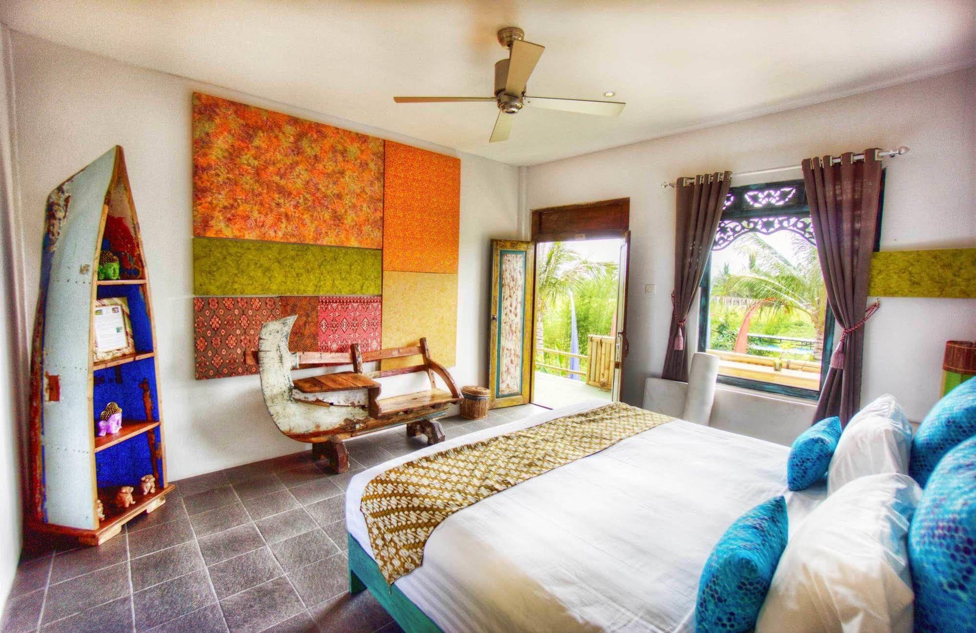 Floating Leaf Eco-Luxury Retreat