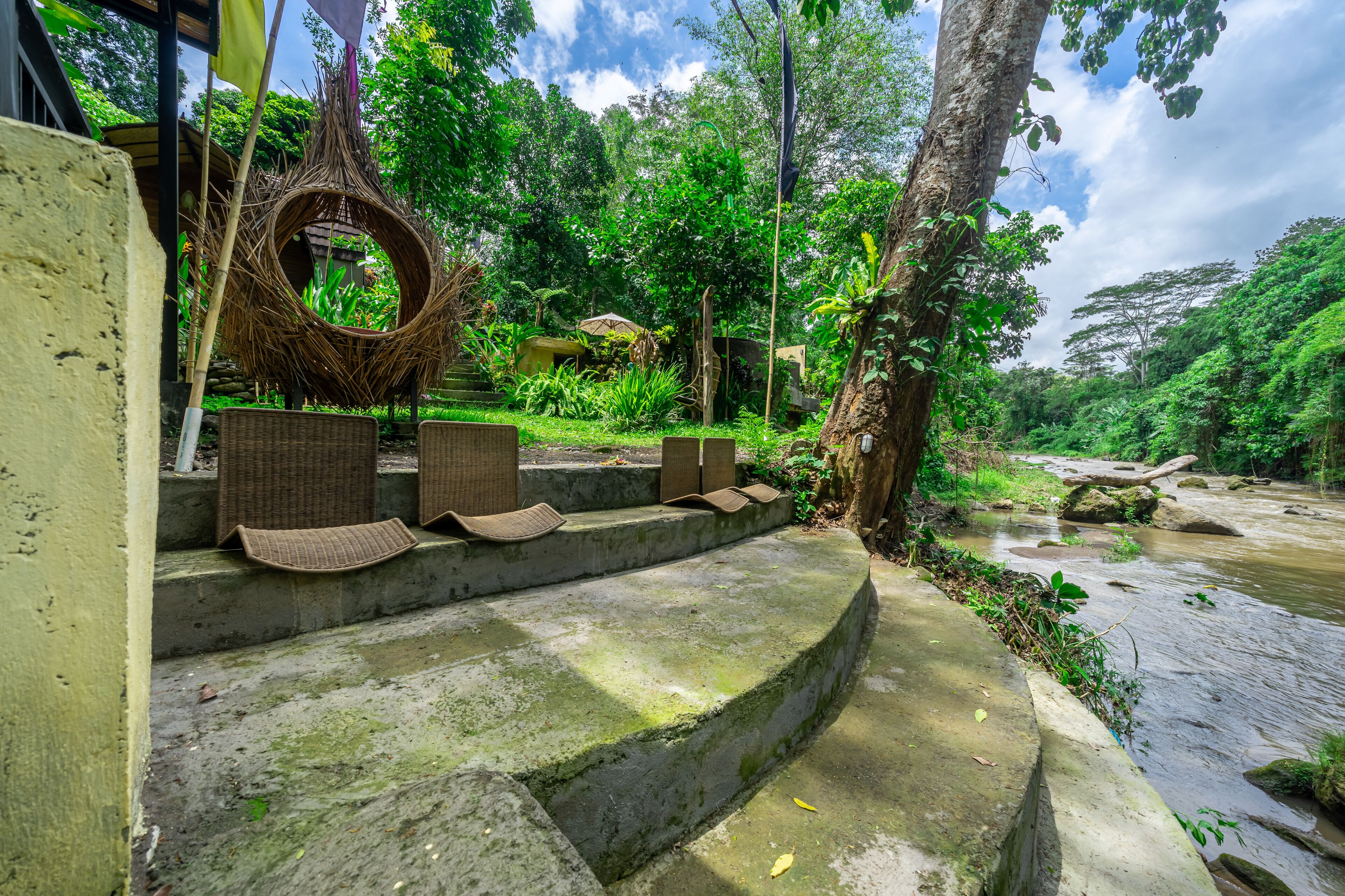 Riverside Retreat