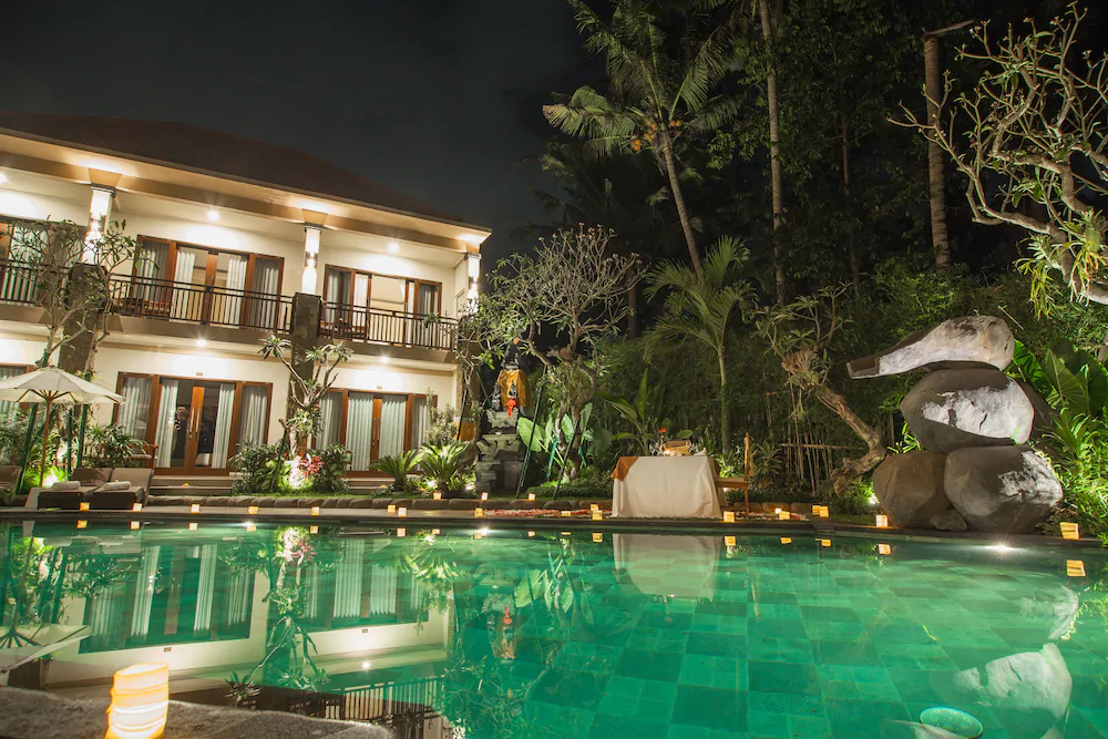 The Mudru Resort