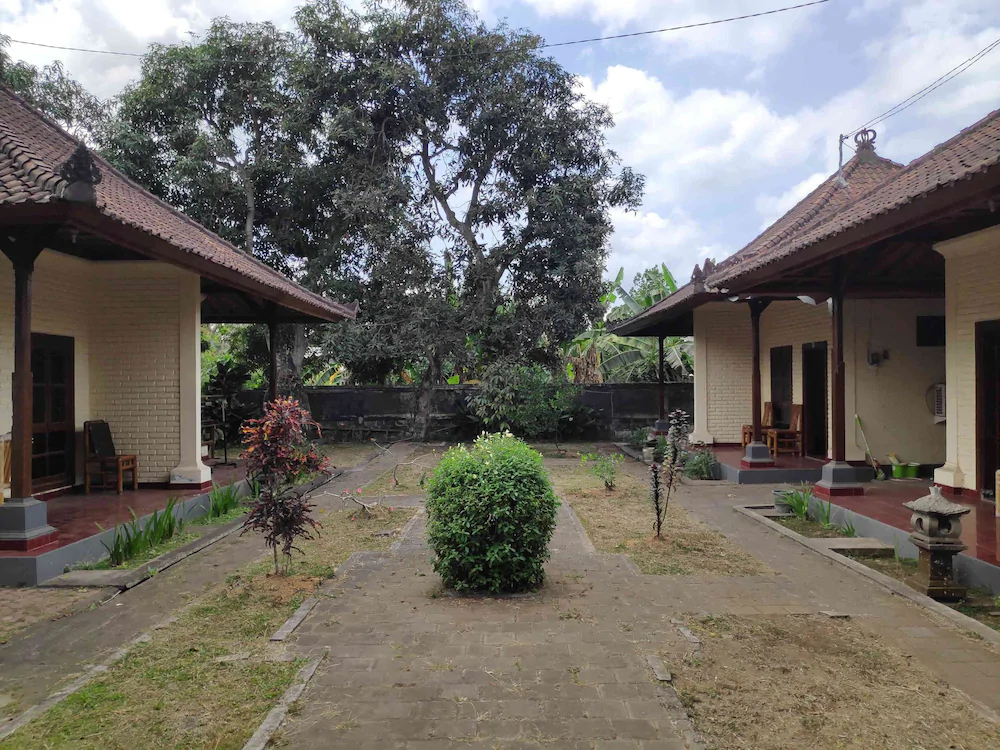 Hotel Astiti Graha Tanah Lot by OYO Rooms