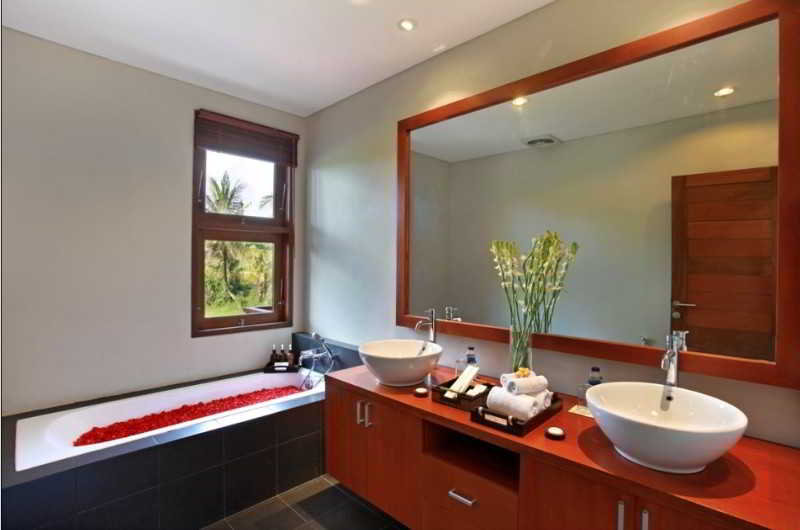 Nyanyi Sanctuary Villa by Ini Vie Hospitality