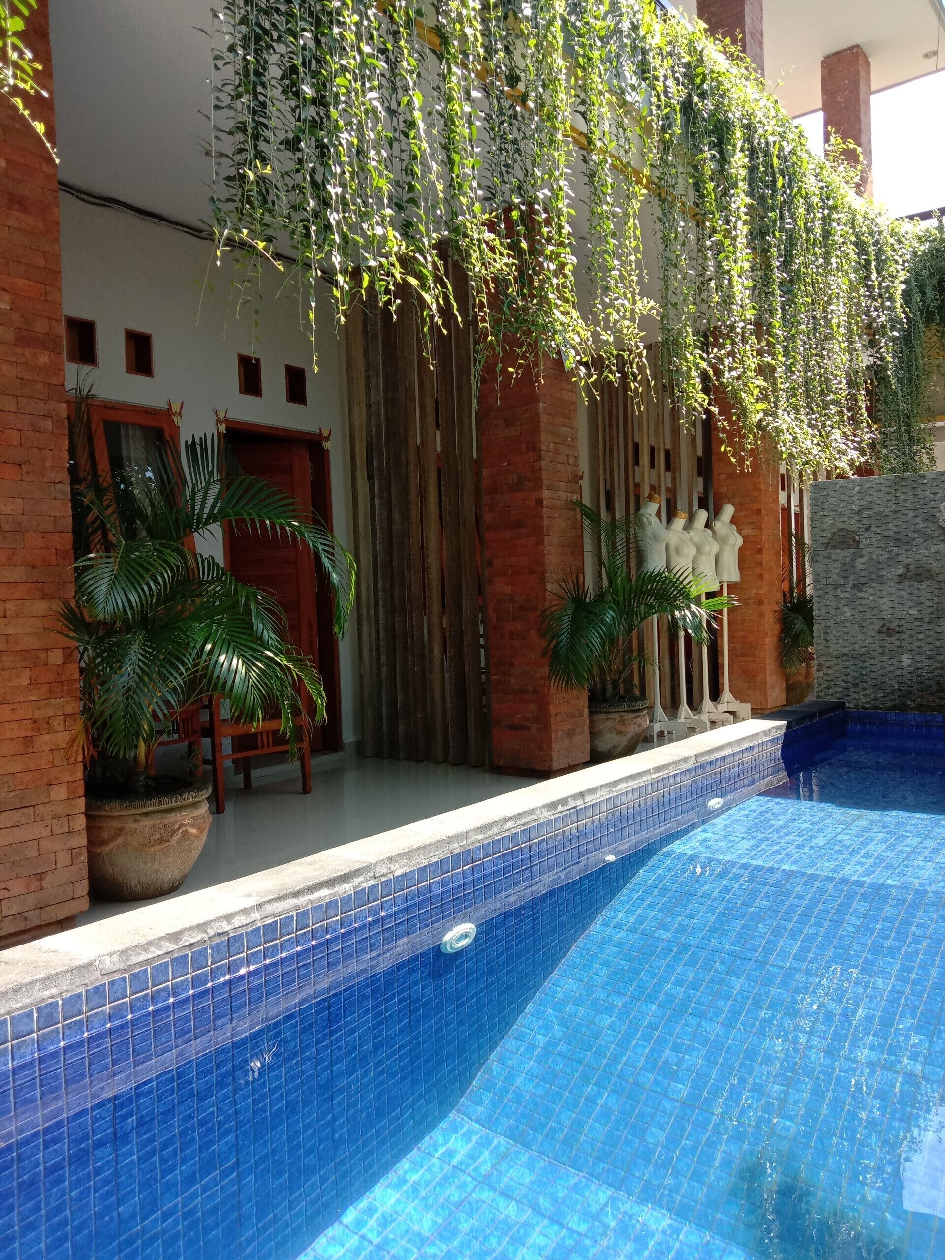 Luminous Guest House by WizZeLa