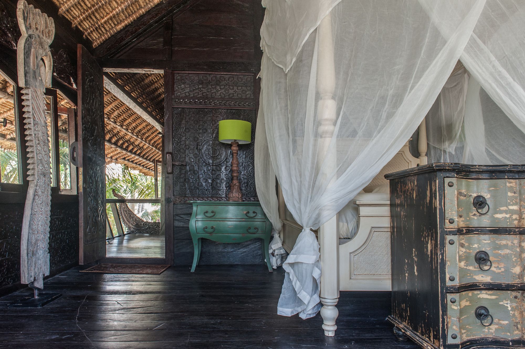Most Exotic Beachfront Villa Keong
