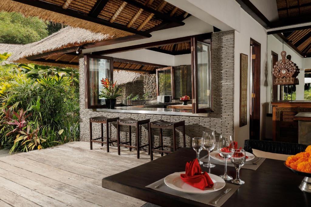 OMECURE Kaba Kaba by Nakula