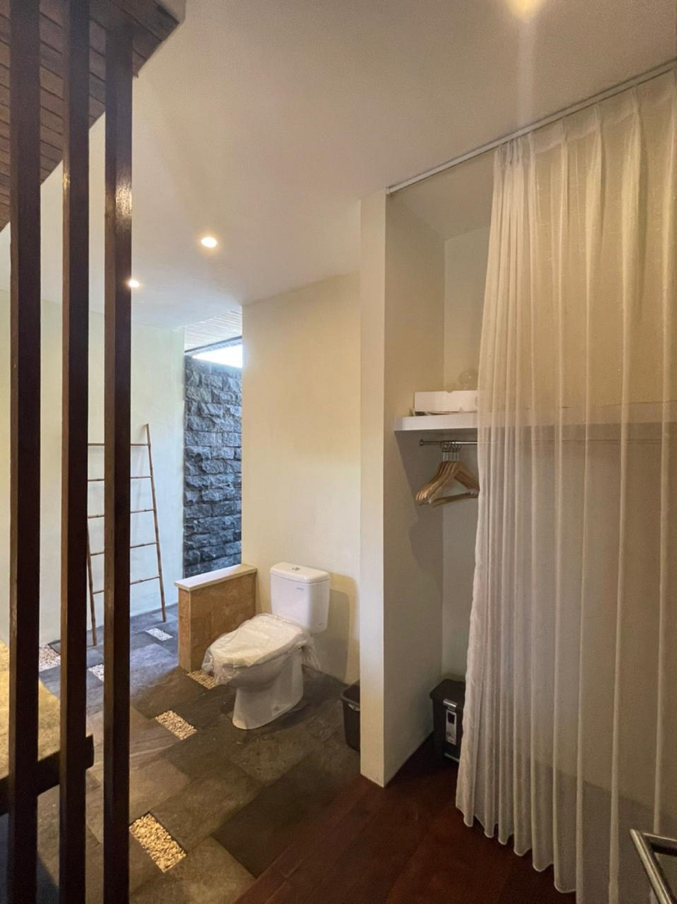 Pandawa Villa Riverside By Wizzela