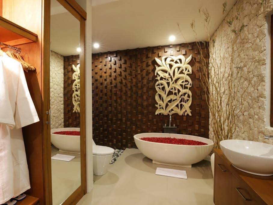 Royal Nyanyi Villa