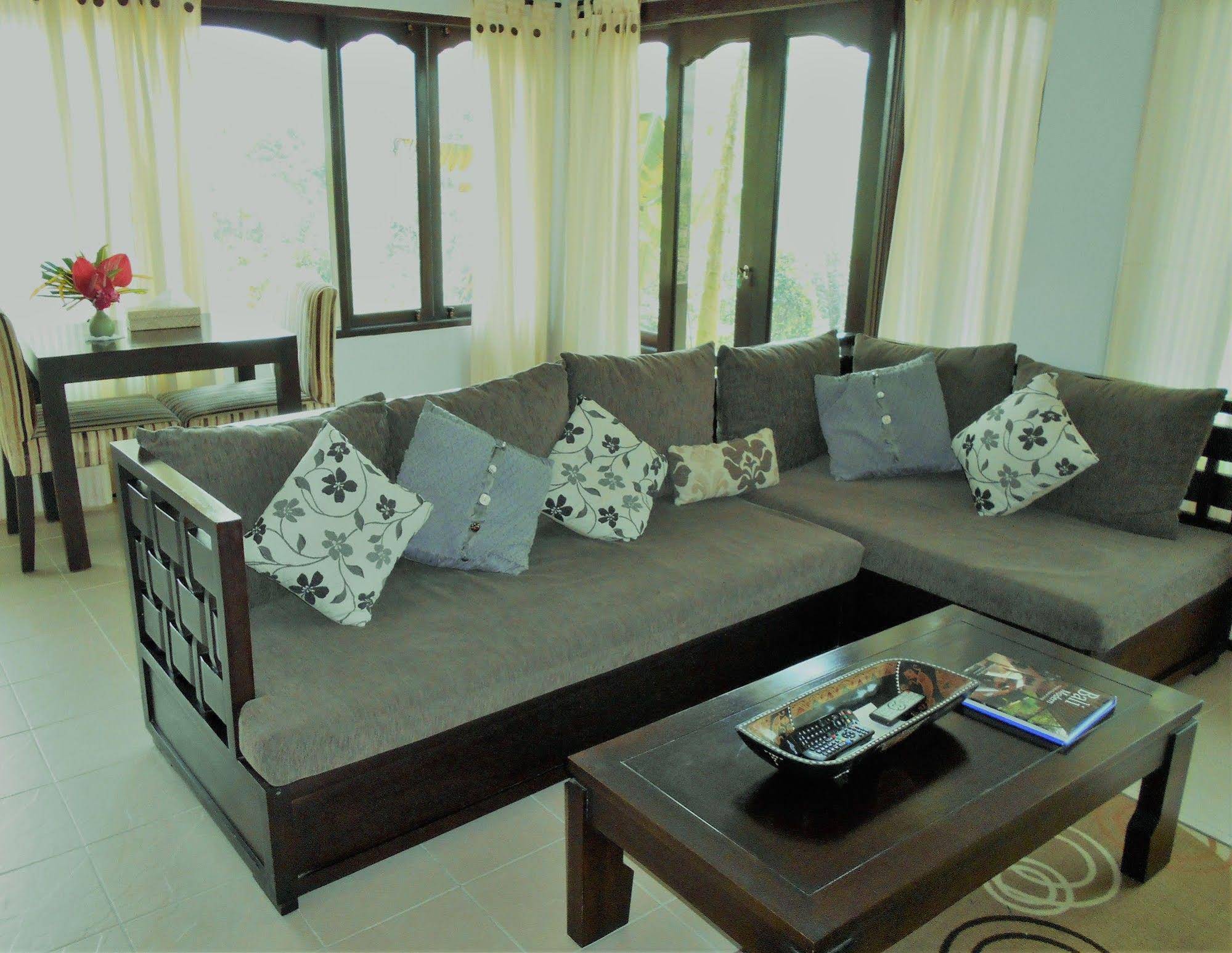 Shangrilah Villas