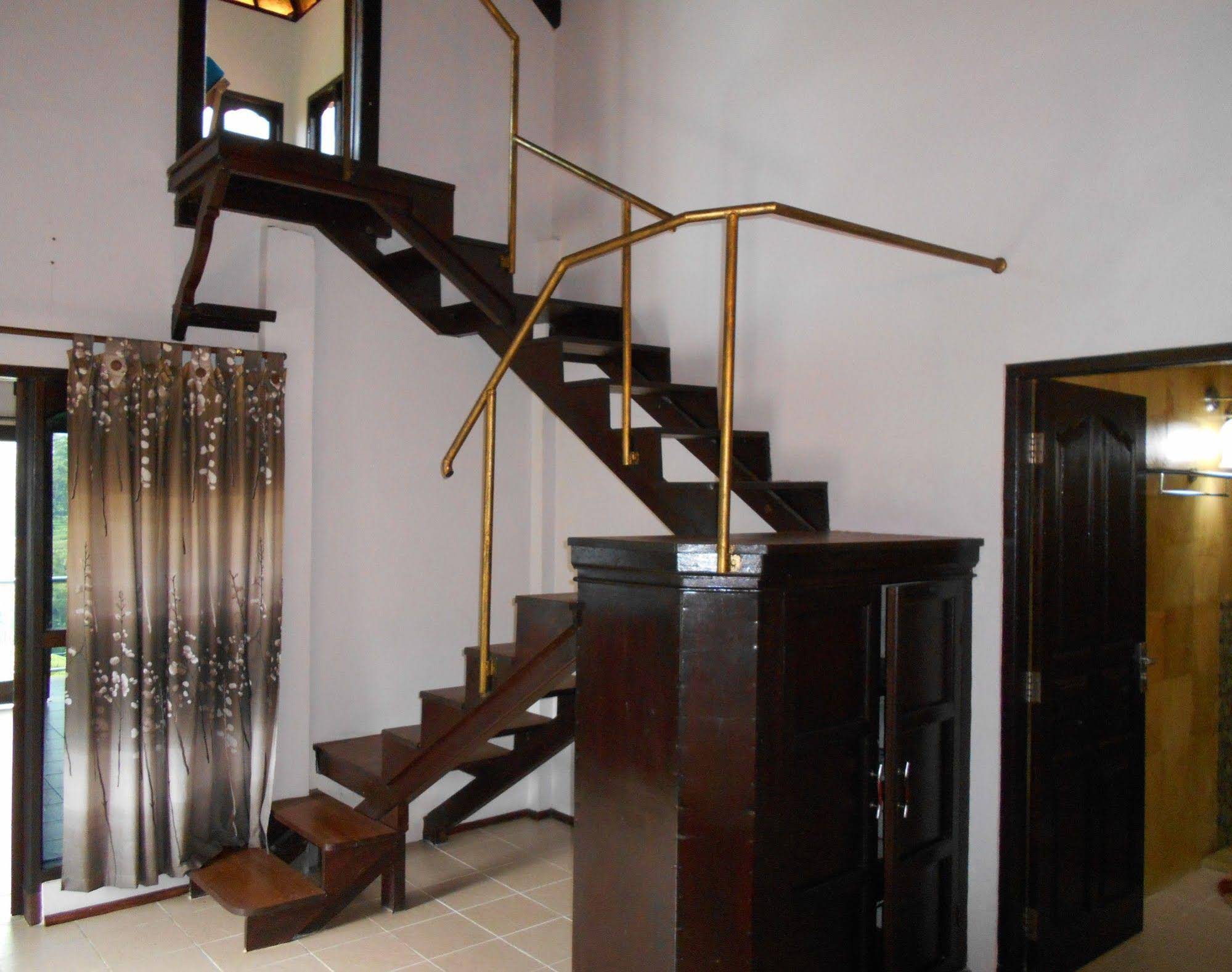 Shangrilah Villas