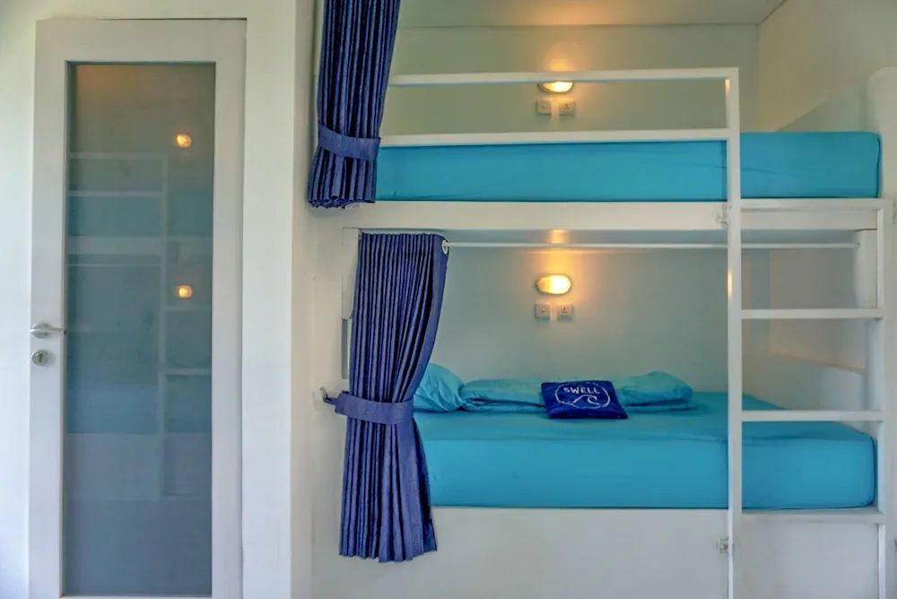 Swell Hostel & Restaurant and Bar