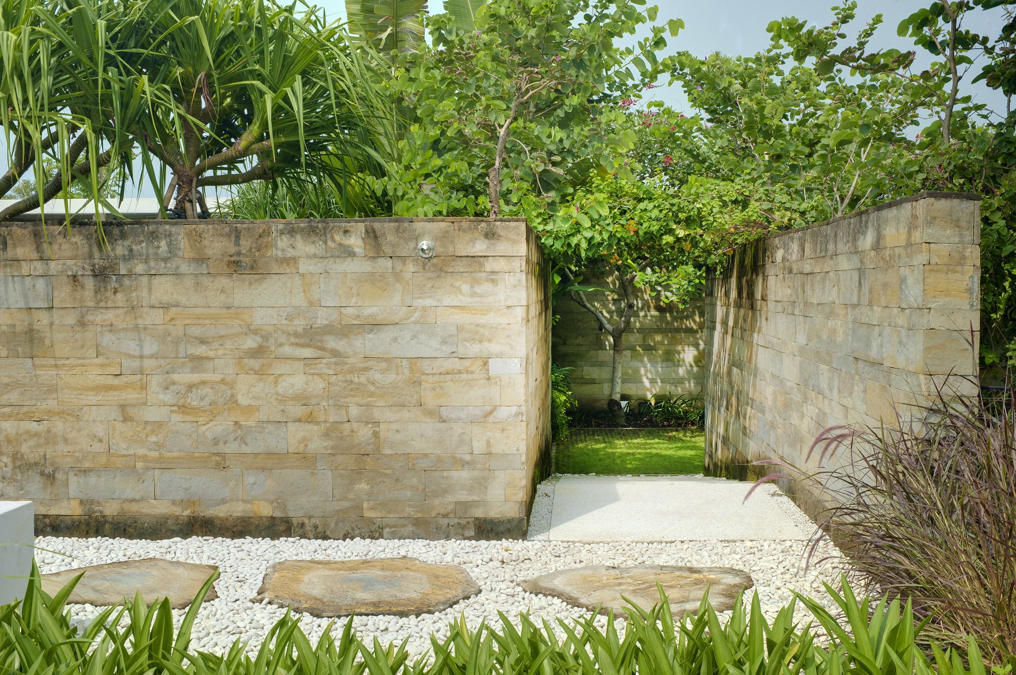 Villa Tantangan