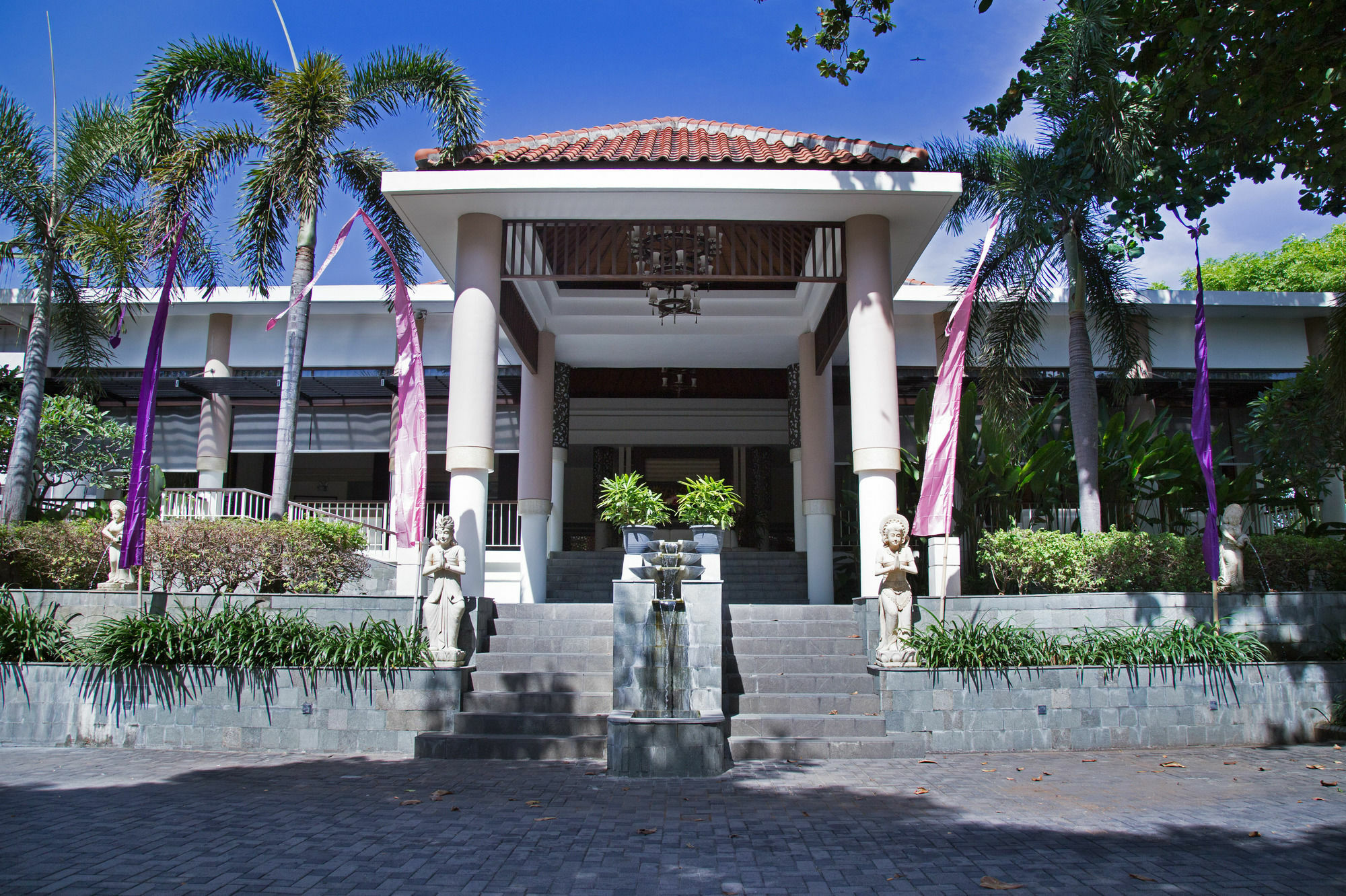 Bali Relaxing Resort & Spa by ZEN Rooms