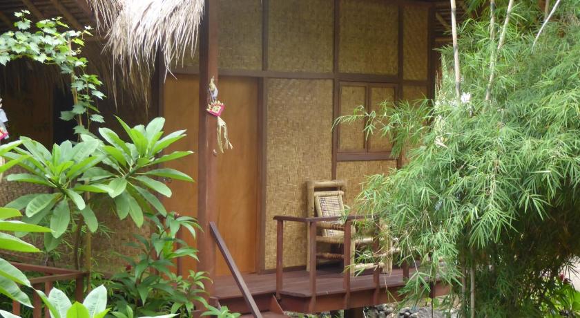 Shibui Garden Bungalows and Restaurant