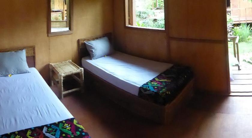 Shibui Garden Bungalows and Restaurant