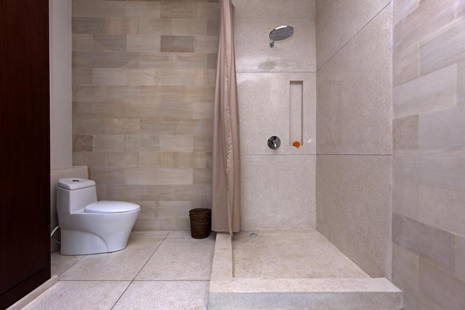 Alosta Luxury Private Villa