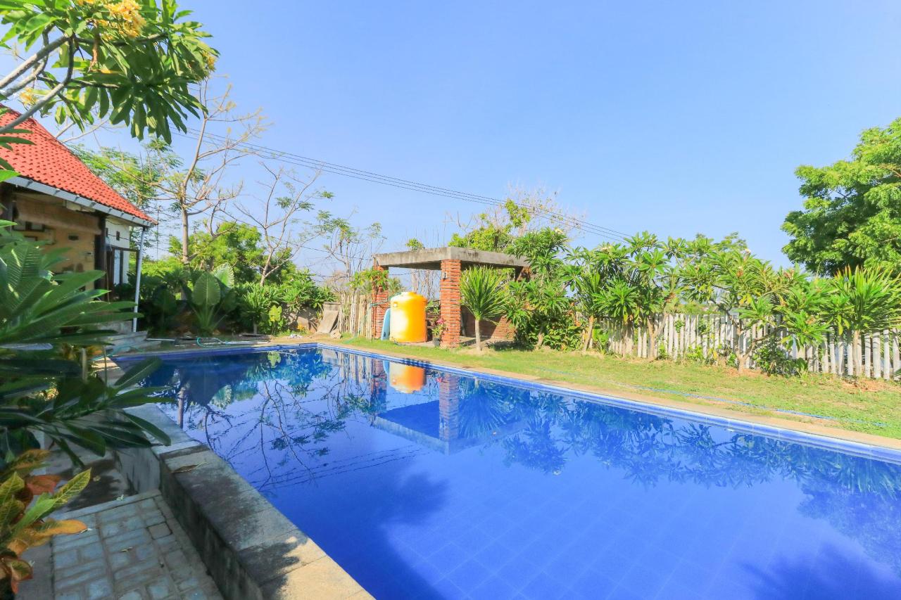 Lovina Eco Lodge
