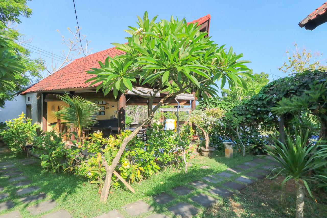 Lovina Eco Lodge