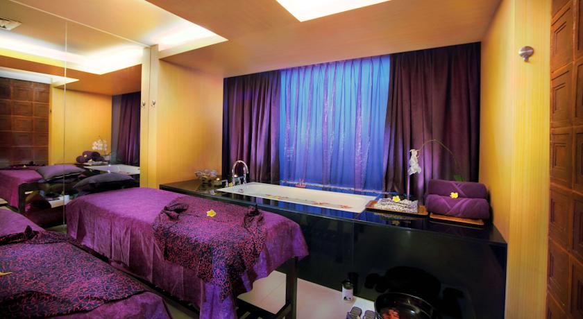Quest Hotel Kuta