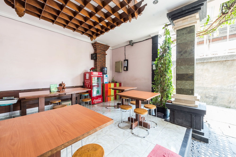 Warapsari Inn by Airy