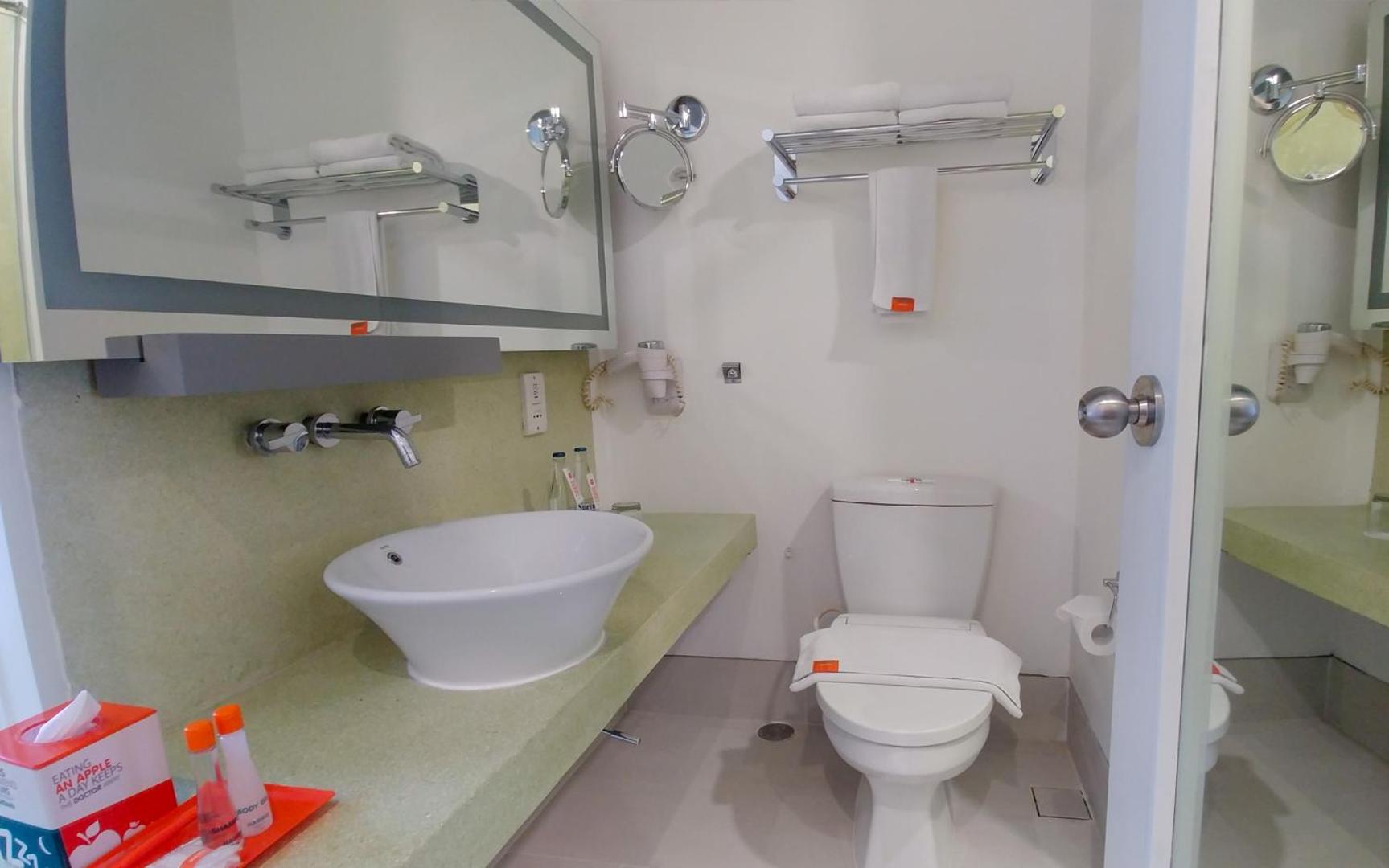 Harris Hotel Kuta Tuban Bali