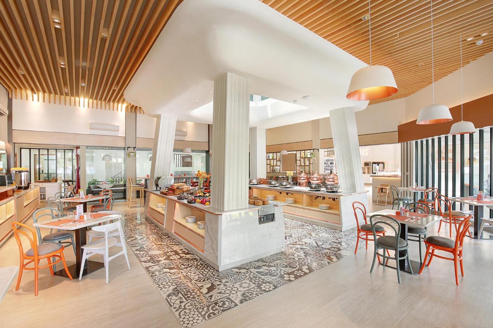 Harris Hotel Kuta Tuban Bali