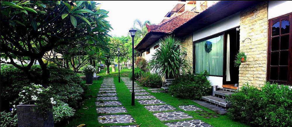 Bluehill Resort