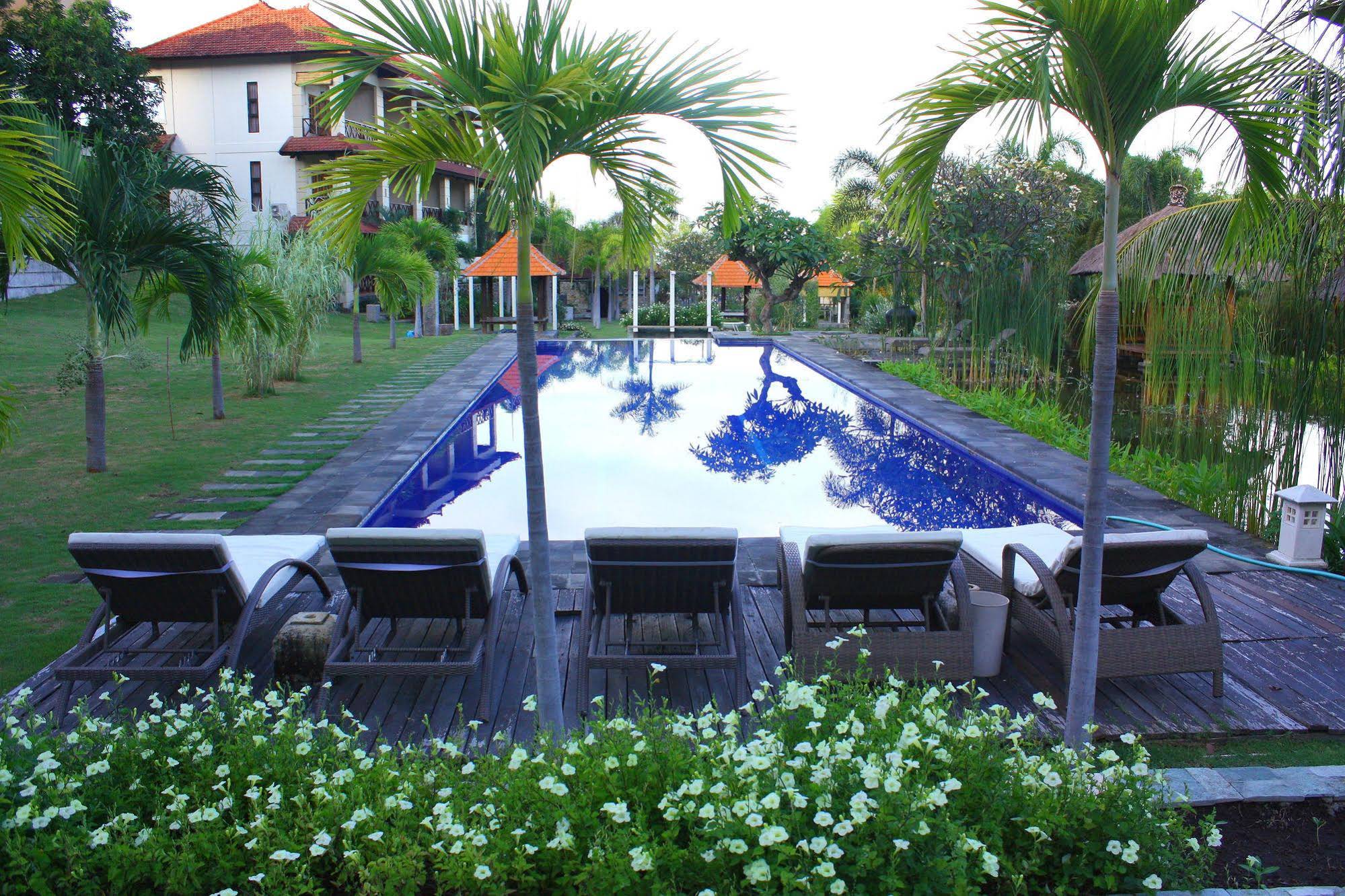 Bluehill Resort