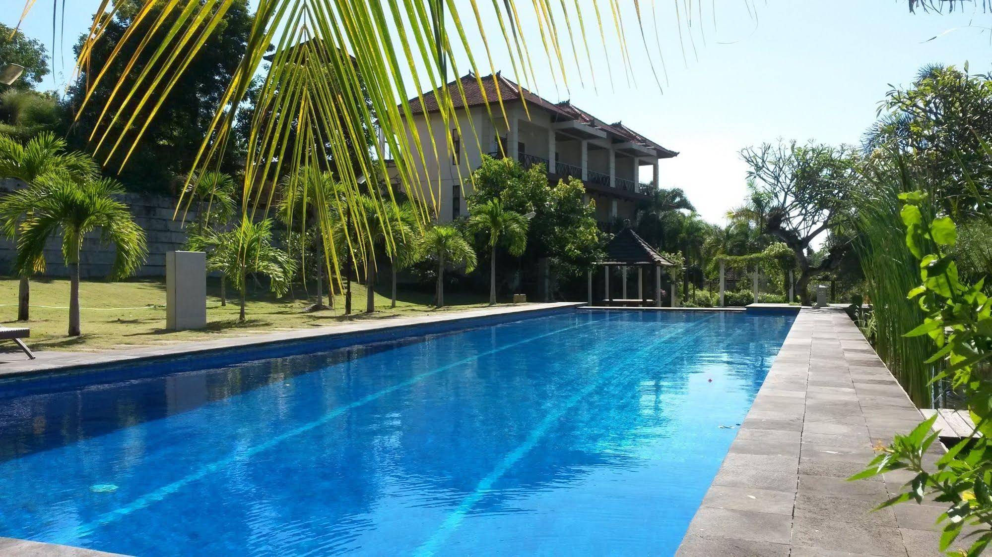 Bluehill Resort
