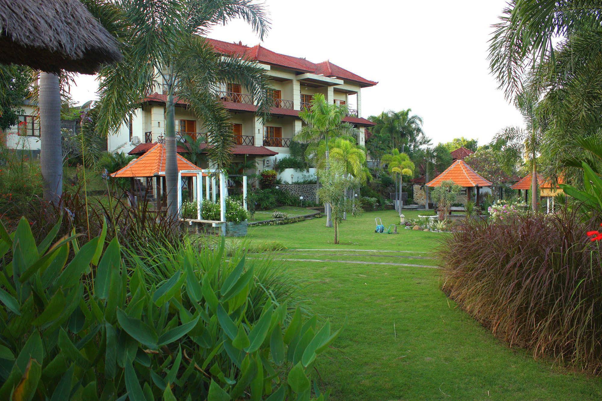 Bluehill Resort
