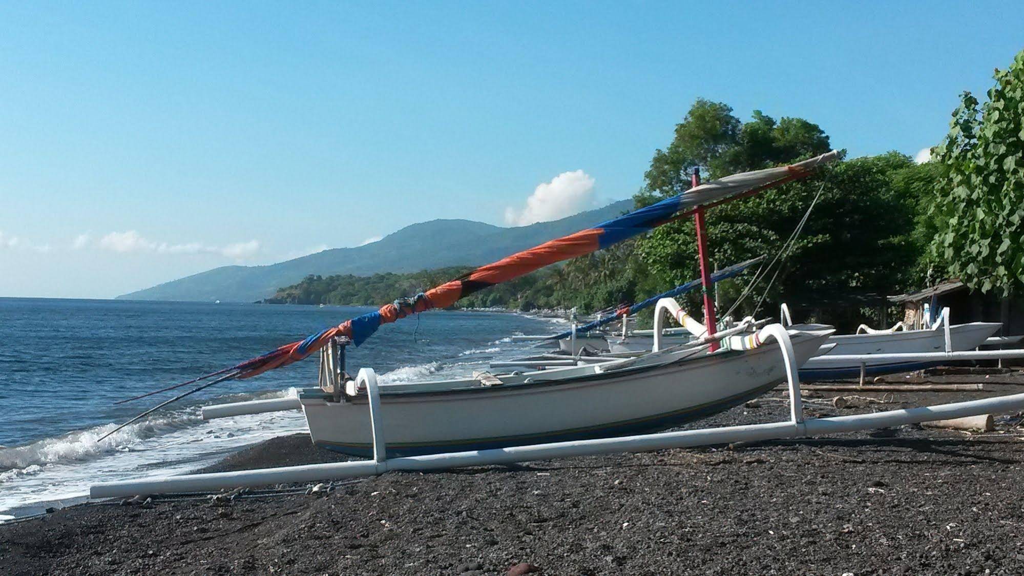 Bluehill Resort